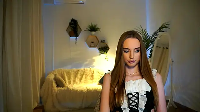 petitegonwiild online show from 8, 1, 2025