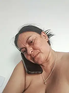 Horny-Mommy-Dirty online show from 5, 1, 2026