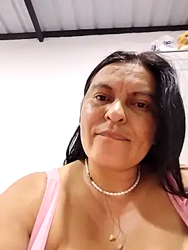 Horny-Mommy-Dirty online show from 1, 4, 2026