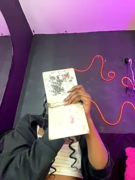 TIFFANYYSTAR online show from 18, 12, 2025