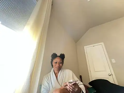 wynterheat online show from 8, 11, 2025