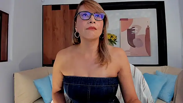 JessicaMuse online show from 28, 7, 2026