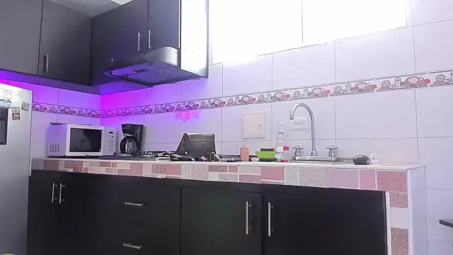 Emma-evans online show from 20, 11, 2025