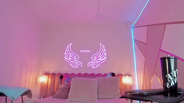  scarletmoore online show from 26, 2, 2025