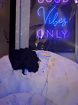 Snapshot of fantasymade69 chatting on 8, 11, 2025 fantasymade69 online show from 8, 11, 2025