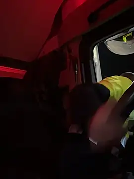 donnuozfutura online show from 2, 1, 2025