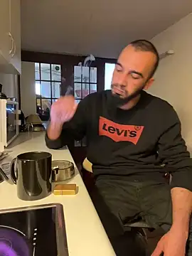 donnuozfutura online show from 5, 2, 2025