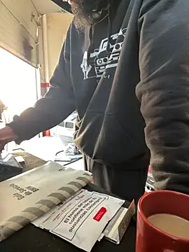 donnuozfutura online show from 5, 3, 2025