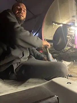 donnuozfutura online show from 15, 3, 2025