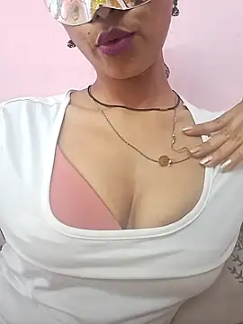 Nandinip2706 online show from 23, 5, 2026