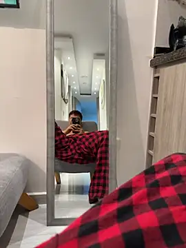 Logan smith1 online show from 9, 4, 2026