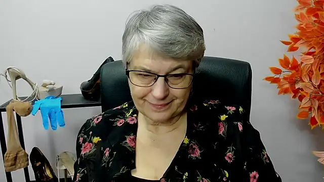 IrisDream online show from 4, 12, 2024