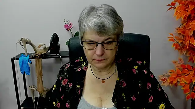 IrisDream online show from 10, 12, 2024