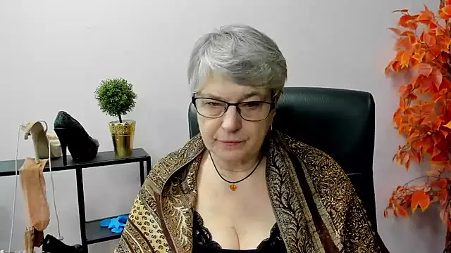 IrisDream online show from 11, 2, 2025