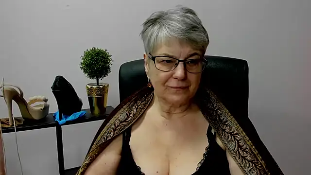 IrisDream online show from 17, 2, 2025