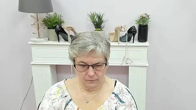 IrisDream online show from 9, 2, 2026