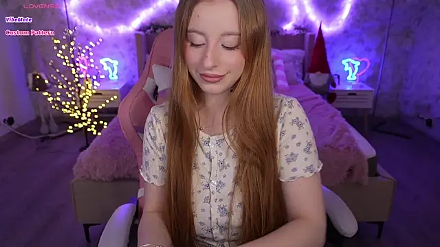 SilverrMoon online show from 6, 2, 2025