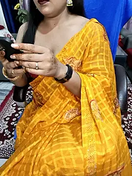 Cute-Raashii online show from 11, 6, 2026