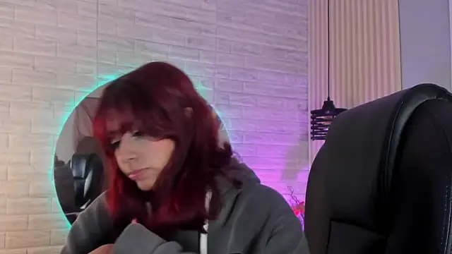 cloe  palmer online show from 5, 12, 2024