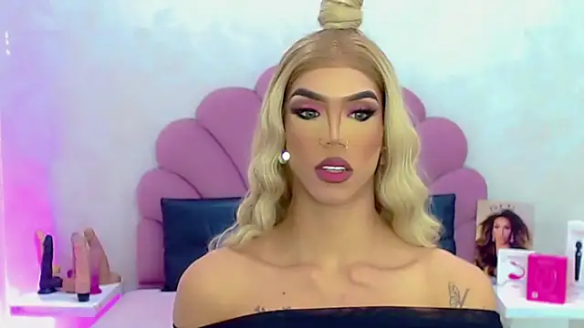 briana sex32 online show from 15, 3, 2026