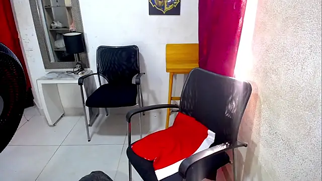 diabla sexyboobs online show from 21, 2, 2026