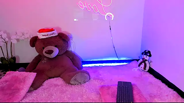 kendal scott1 online show from 26, 12, 2024