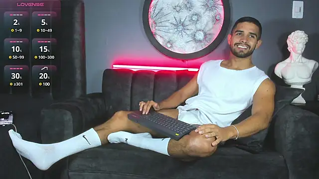 khriss brown online show from 3, 2, 2025