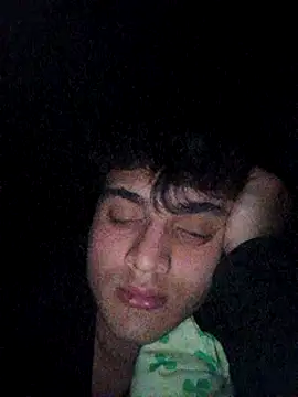 Snapshot of boy_3835 chatting on 18, 3, 2025 boy 3835 online show from 18, 3, 2025