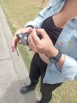 sophie banger online show from 6, 3, 2026