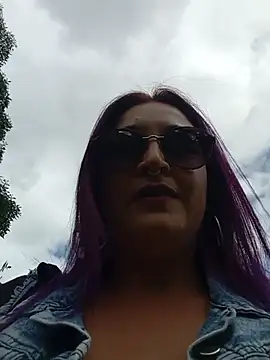 Snapshot of sophie_banger chatting on 15, 5, 2026 sophie banger online show from 15, 5, 2026