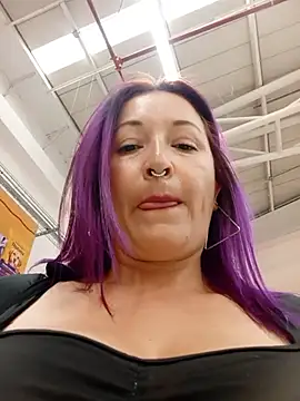 Snapshot of sophie_banger chatting on 18, 5, 2026 sophie banger online show from 18, 5, 2026