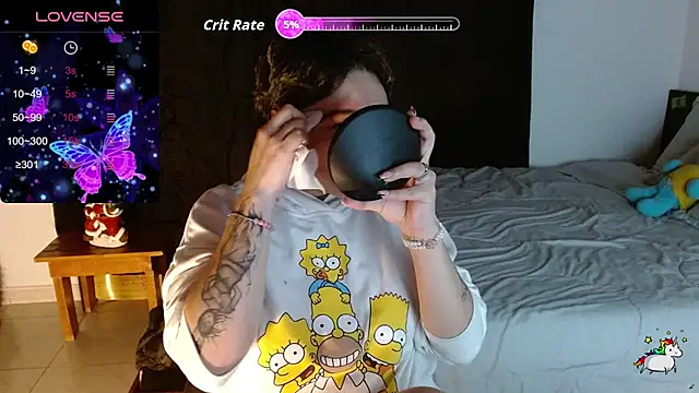 TRIXIE TANG28 online show from 24, 11, 2025