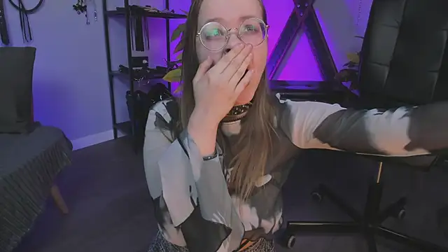 CassieCool online show from 9, 2, 2025