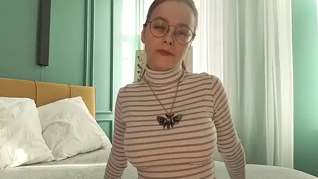 CassieCool online show from 18, 10, 2025