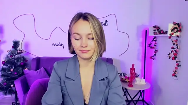 BritnieCute online show from 26, 12, 2024