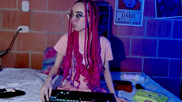 Yennastone online show from 28, 5, 2026