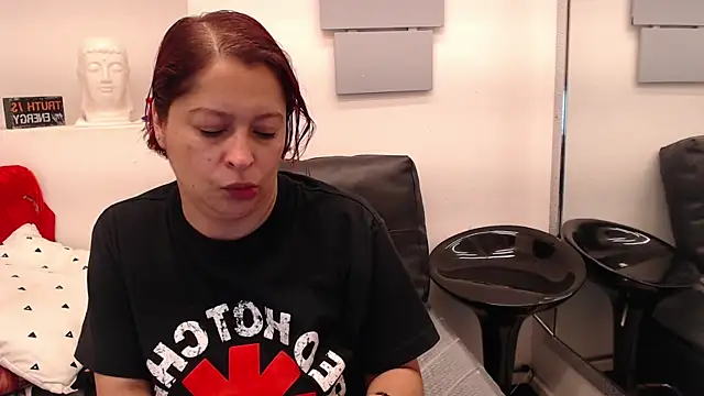 Snapshot of eva_twiss chatting on 9, 6, 2026 eva twiss online show from 9, 6, 2026