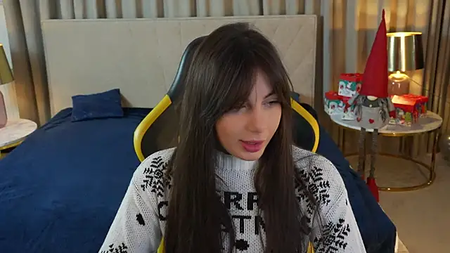 Snapshot of Alisa054 chatting on 7, 1, 2025 Alisa054 online show from 7, 1, 2025