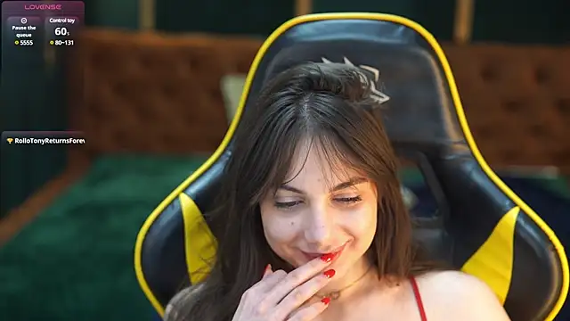 Snapshot of Alisa054 chatting on 11, 1, 2025 Alisa054 online show from 11, 1, 2025