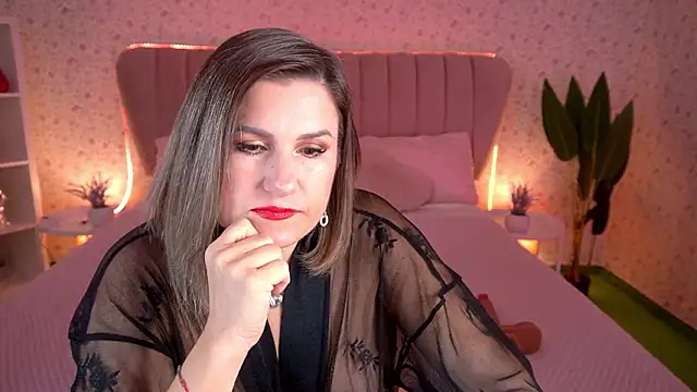 KiraRoxx online show from 18, 2, 2026