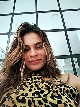 Snapshot of cuteluci_ chatting on 21, 3, 2025 cuteluci online show from 21, 3, 2025