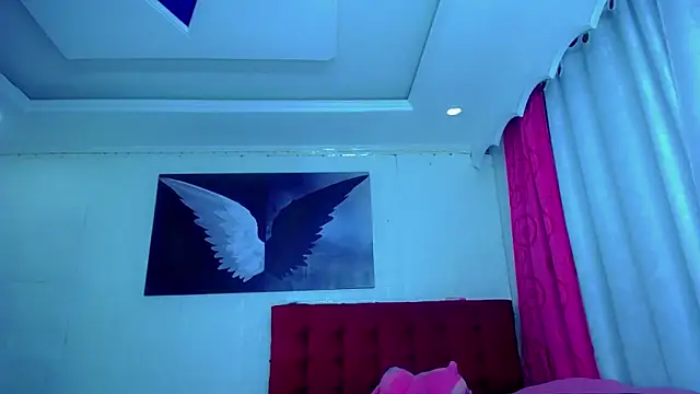 NahomiCamper online show from 26, 10, 2025