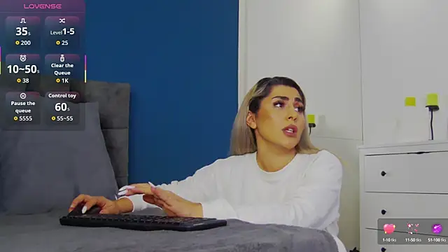 CelineMeyerr online show from 16, 10, 2025