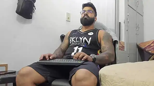 Lyon vach online show from 12, 1, 2025