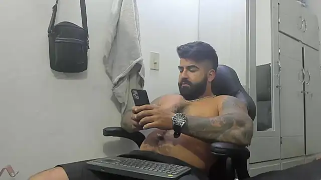 Lyon vach online show from 4, 2, 2025