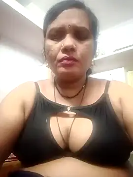 sowjanya1190 online show from 28, 1, 2025