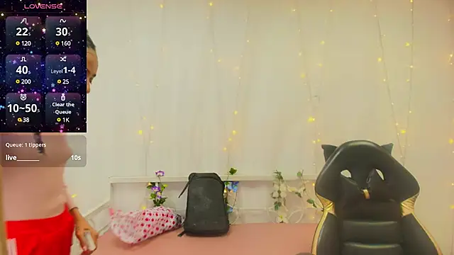 Abigail Wilson  online show from 7, 12, 2024