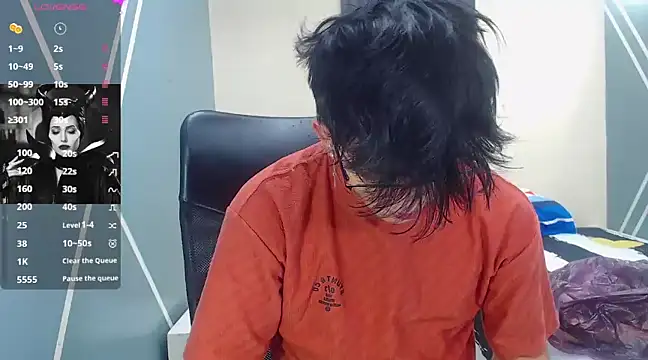 nolan twink1 online show from 15, 1, 2025