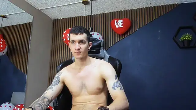 JacksonOlsenn online show from 14, 2, 2025