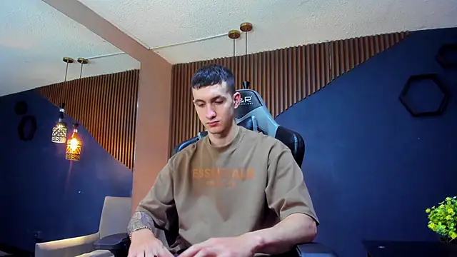 JacksonOlsenn online show from 16, 3, 2025